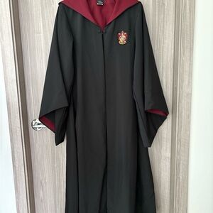 Harry Potter Gryffindor Robe - Black and Red